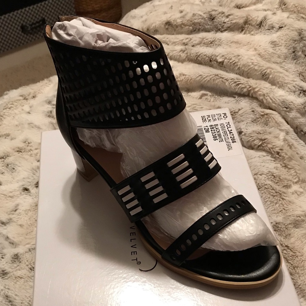 Black and White Wooden Heeled Shoe